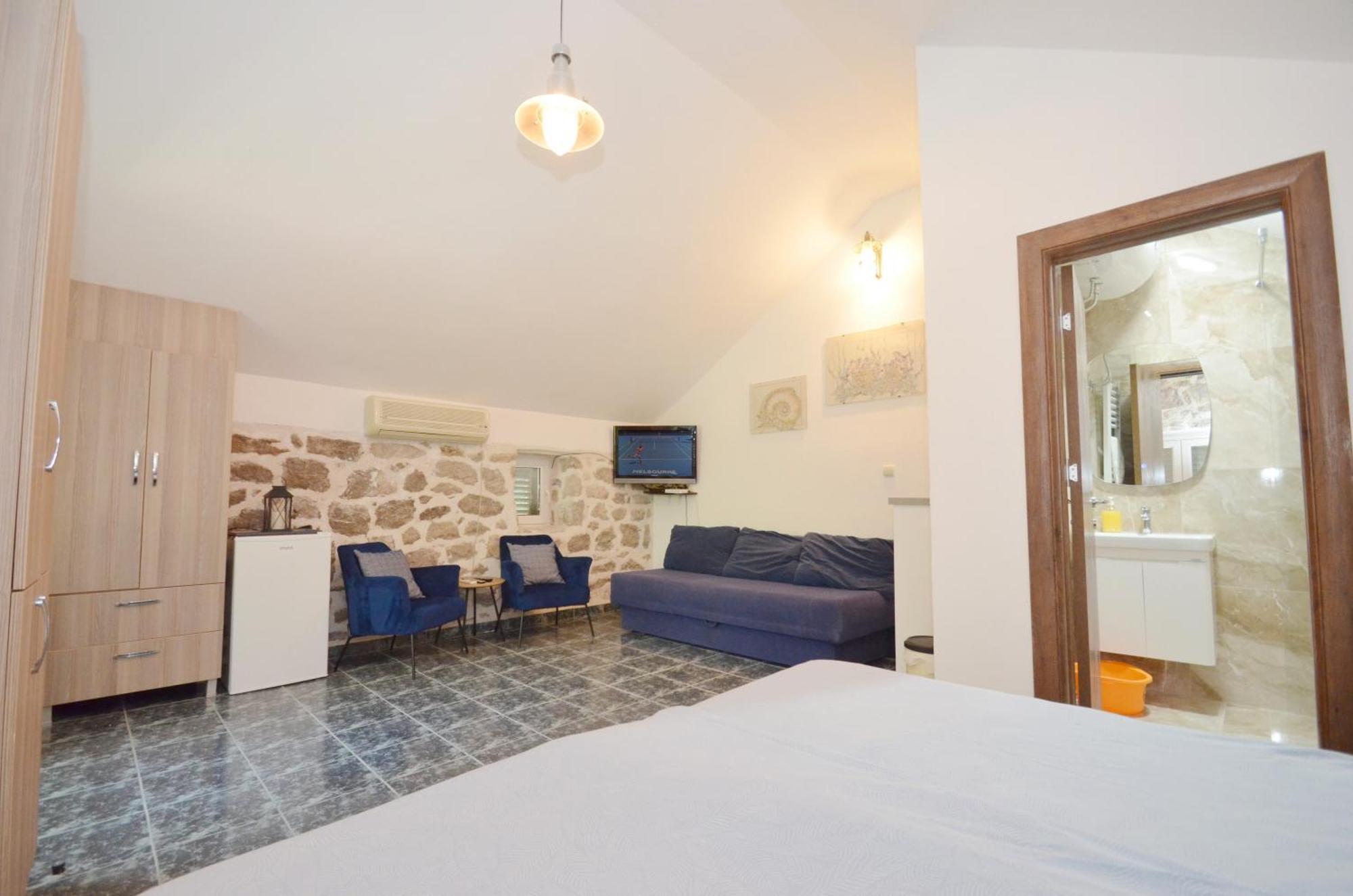 Holiday Home Brinic تيفات المظهر الخارجي الصورة