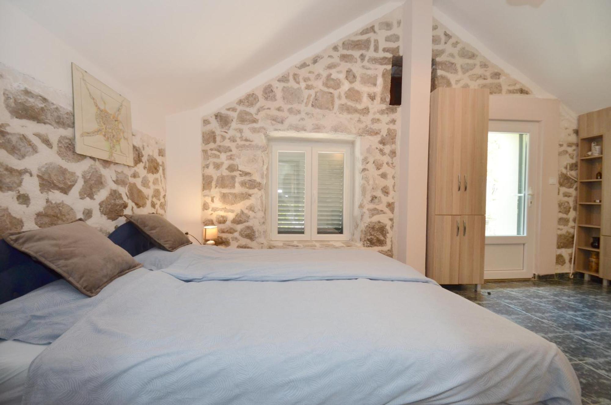 Holiday Home Brinic تيفات المظهر الخارجي الصورة