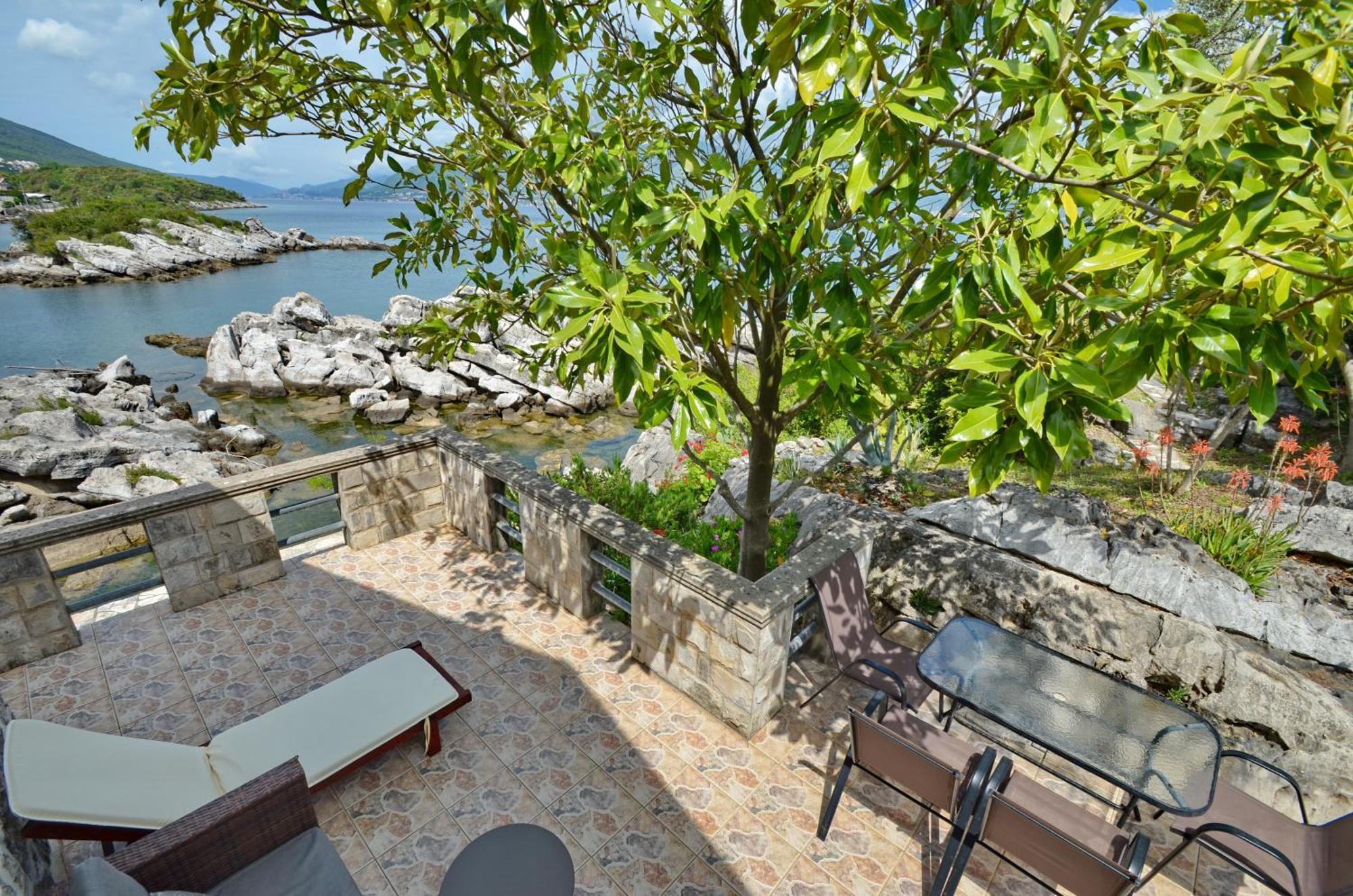 Holiday Home Brinic تيفات المظهر الخارجي الصورة