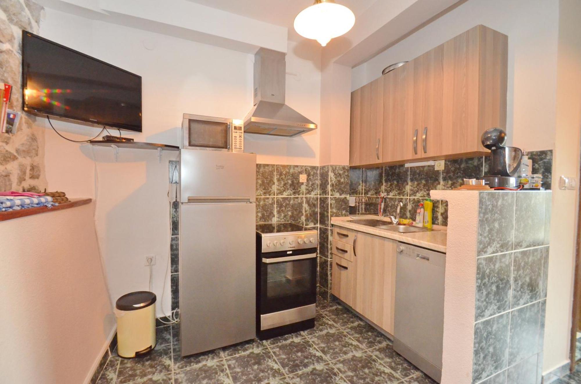 Holiday Home Brinic تيفات المظهر الخارجي الصورة