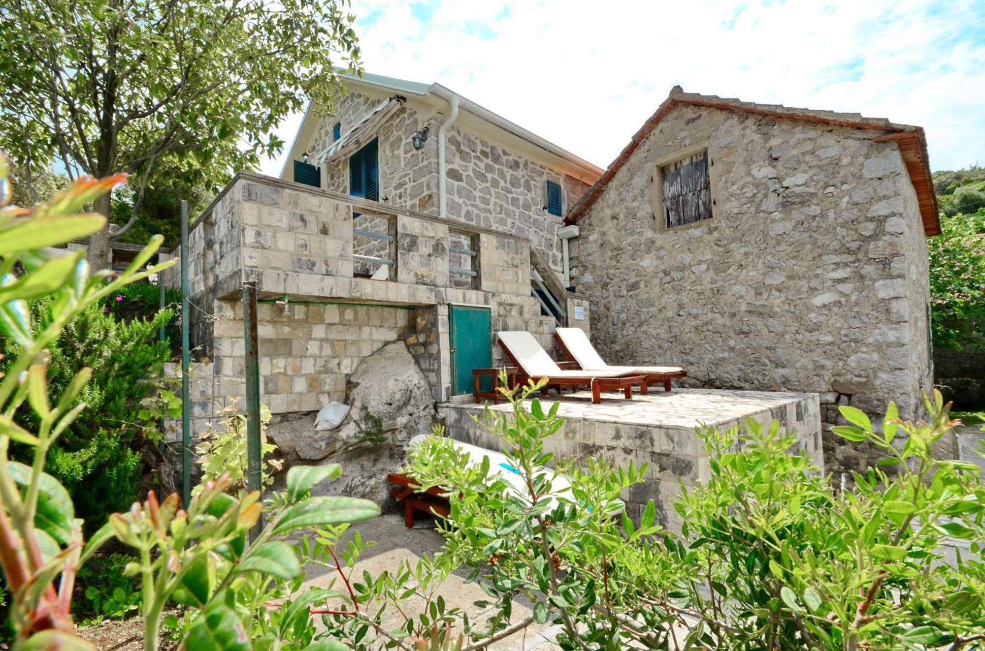 Holiday Home Brinic تيفات المظهر الخارجي الصورة